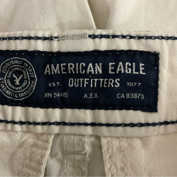 American Eagle Outfitters Prep Bermuda Shorts 26 Light Khaki Casual Vacation - Picture 11 of 13